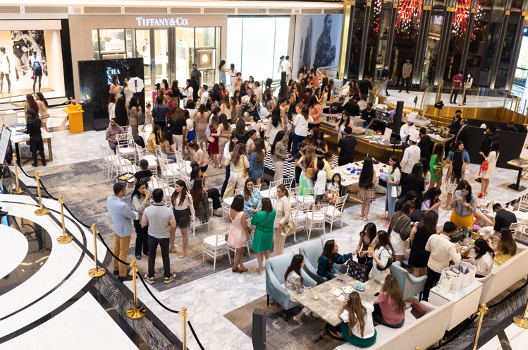 Discover the World of Tiffany (Mothers Day special)