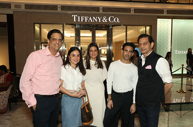 A Royal Tête-à-Tête between Amrita Gandhi and Raghavendra Rathore